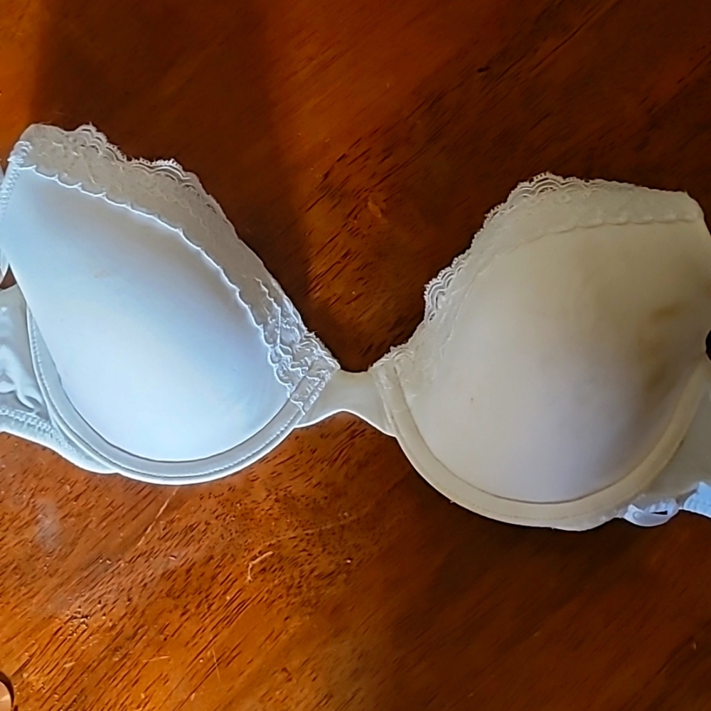 Calvin Klein white bra with lace size 32b